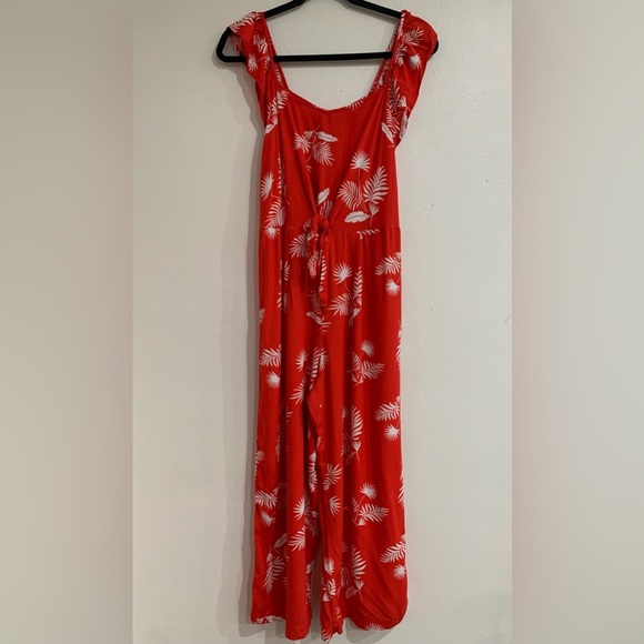 St John's Bay Jumpsuit Leaves Print Women's Size S, Red and White Wide Leg Crop - Picture 1 of 16